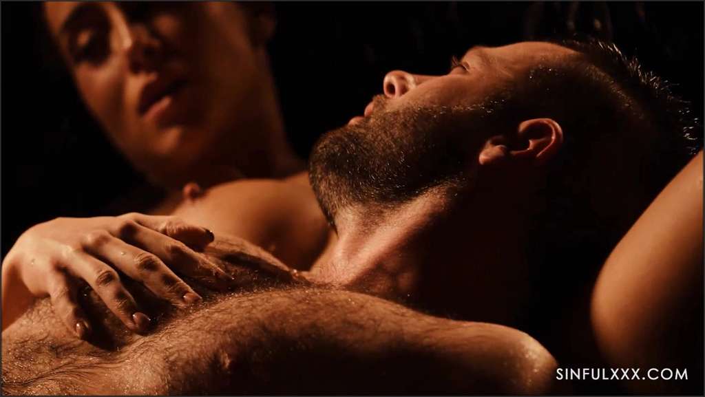 Anna Rose in der deutschen Küche gevögelt