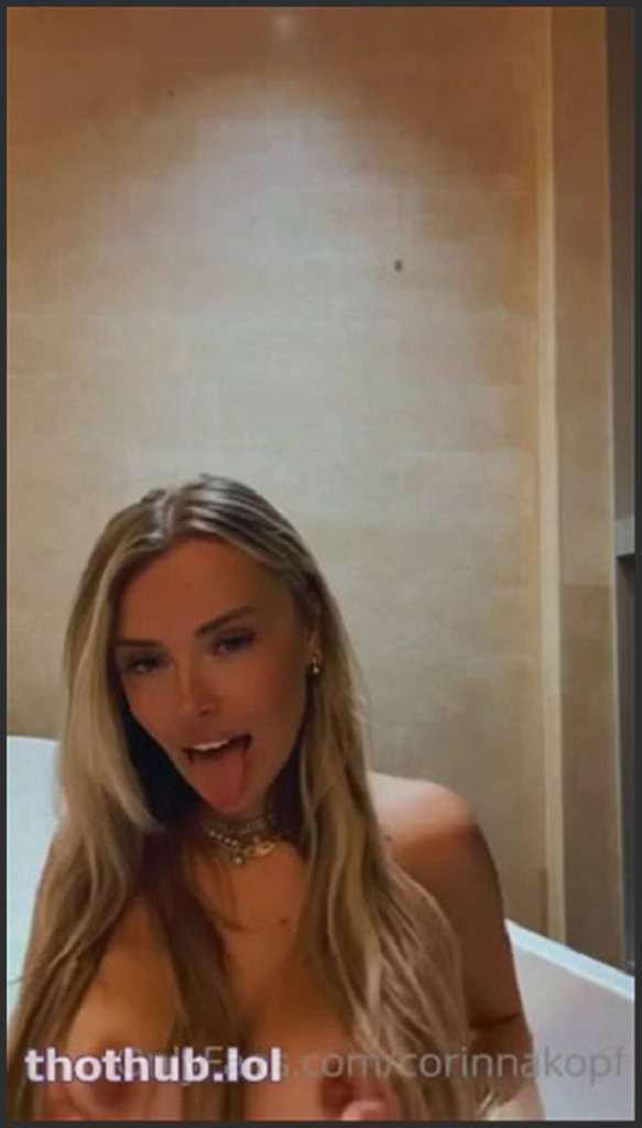 Corinna Kopf darf einen jungen Schwanz vögeln