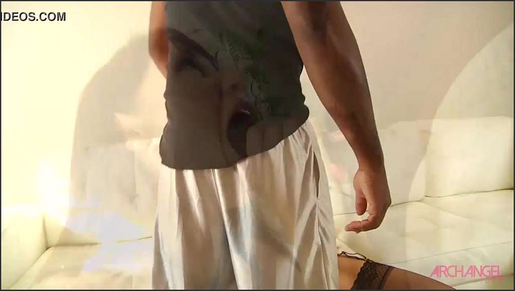 Eva Karera lecken ihre Geschlechter