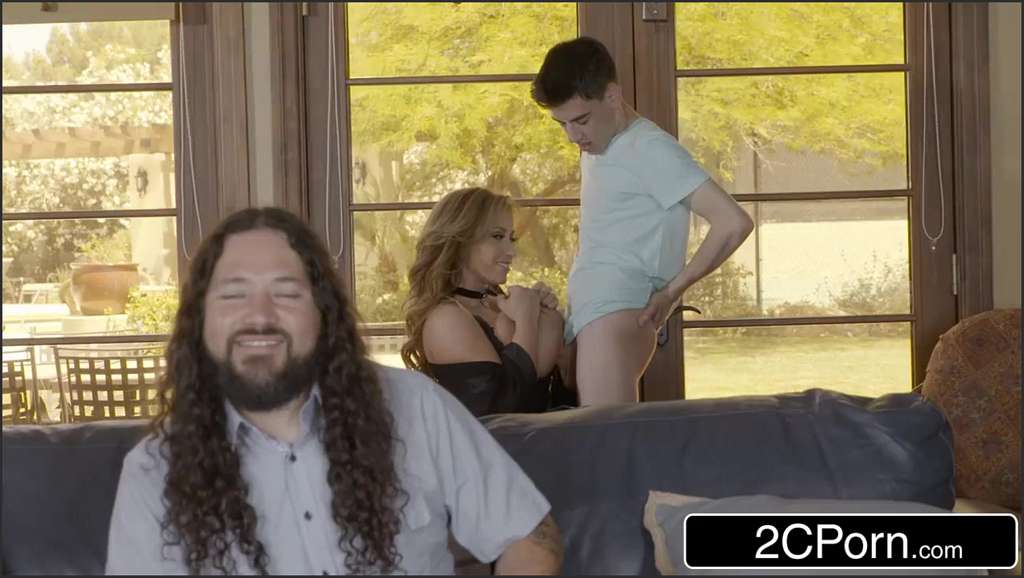 Eva Notty lässt sich die schwarze Fotze ficken