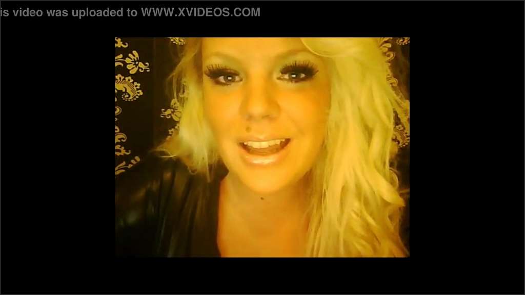 Fremdgehen und Doggystyle mit Amateurpaar