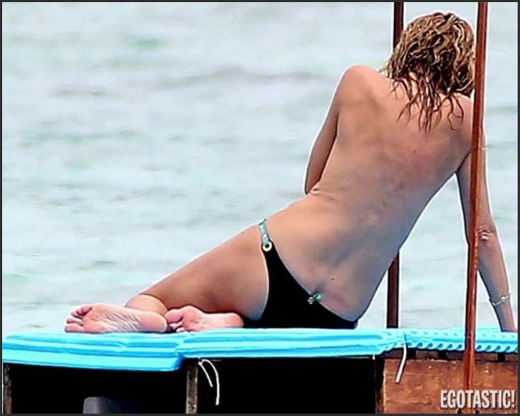 Heidi Klum seXXygirl posiert und verführt