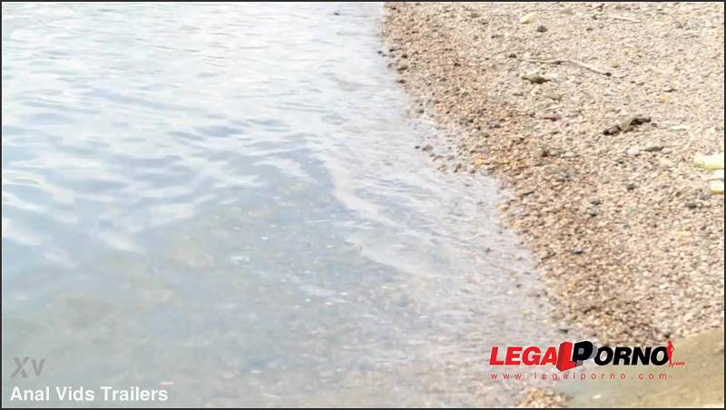 Cornelia Ritzke hat Dreier mit schwarzem Paar