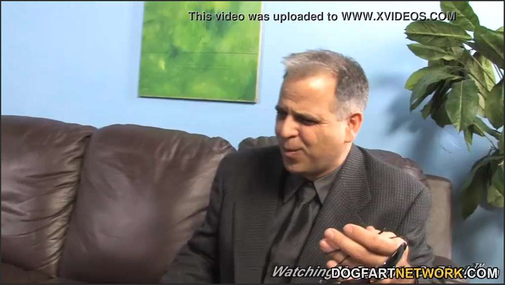 Lina winter tobt sich in ihrer Fotze aus