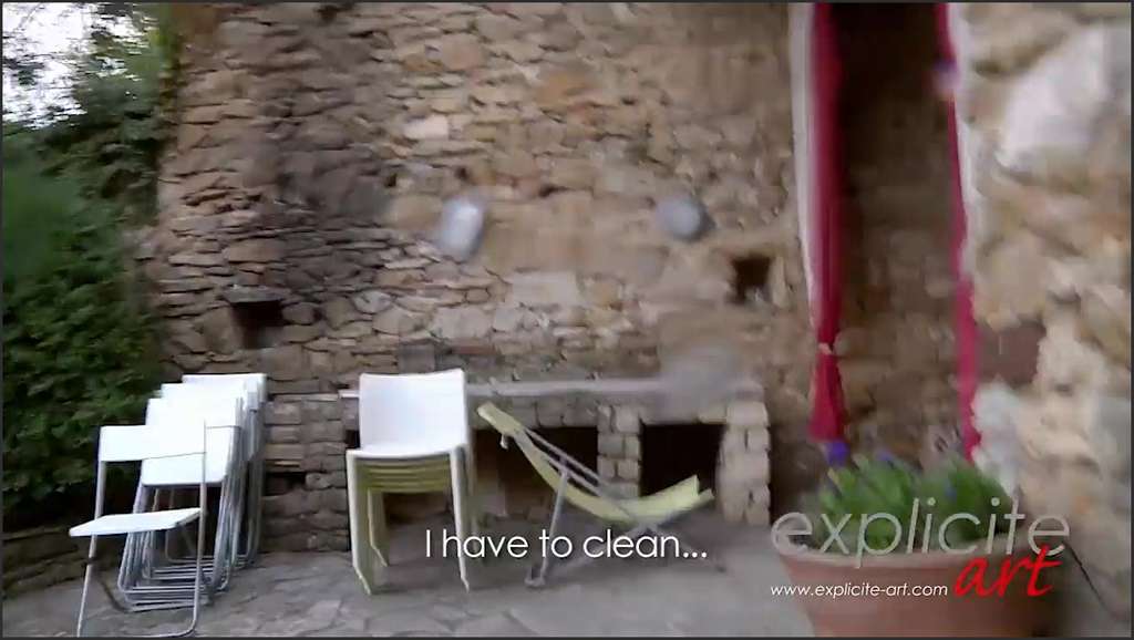 Mademoiselle Nicolett gleitet tief in weiche Teen Pussy