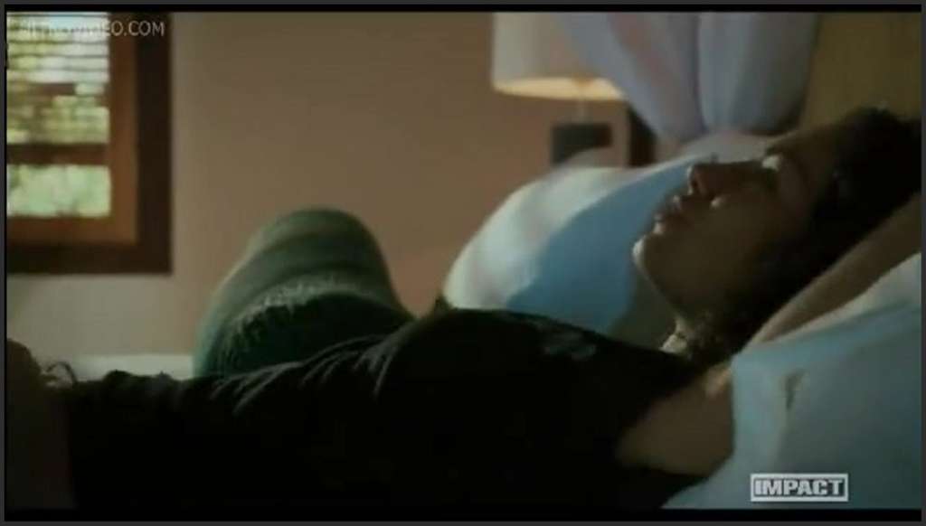 Mila Kunis Flittchen schluckt den Prügel zur Gänze