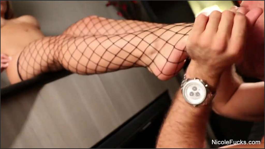 Pussy Lecken versucht ersten Sex mit einer geilen Frau beim Sextreffen