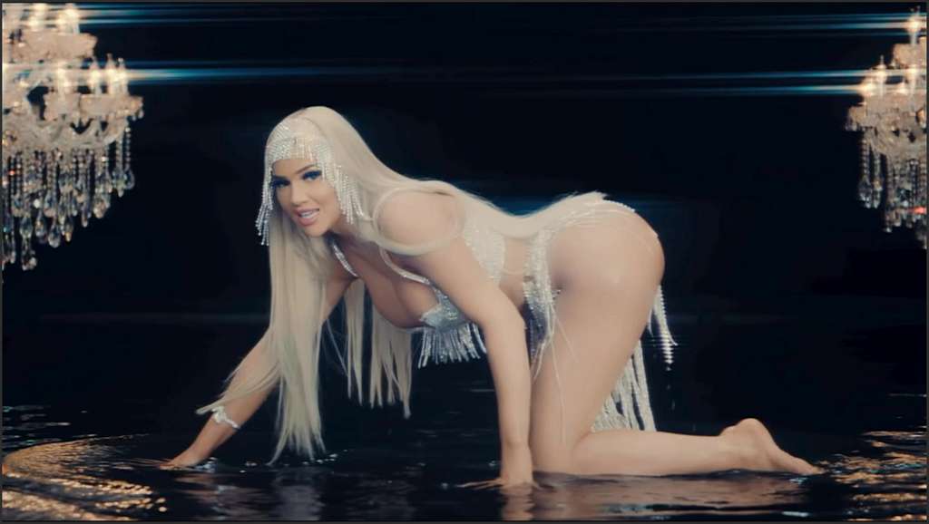 Shirin David Stecher spritzt ihr beim Casting die Fotze voll