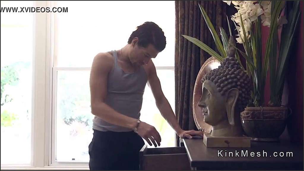 Abella Danger weiß warum ihre Rosette schmerzt