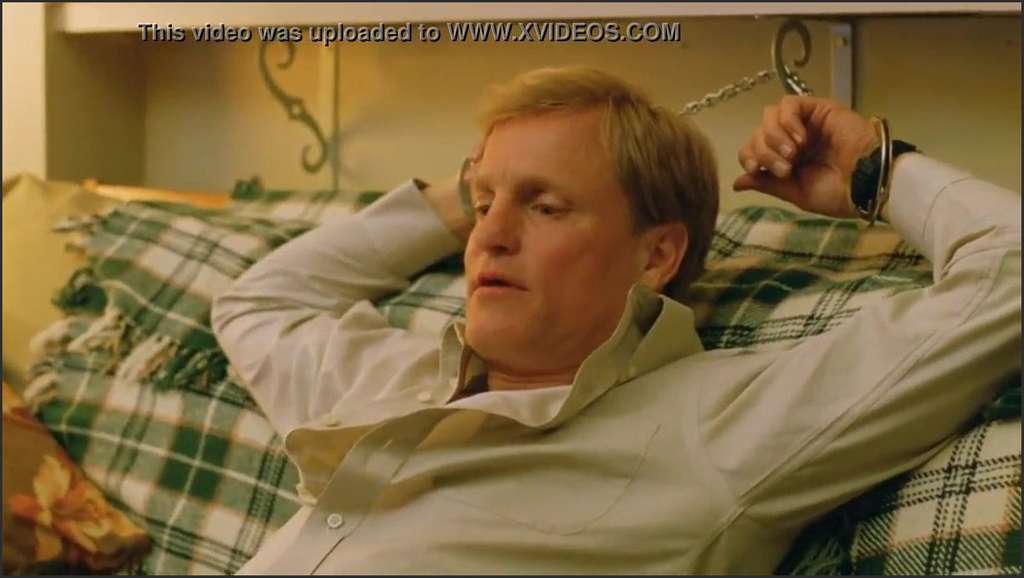 Alexandra Daddario lutscht fremden Schwanz am Glory Hole